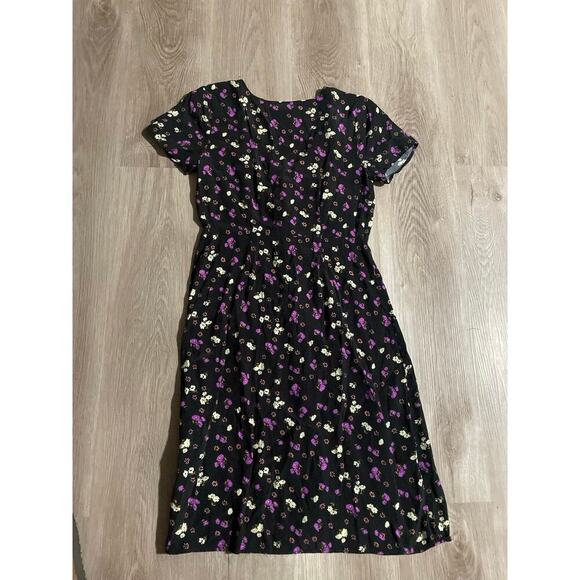 ModCloth Destined to Delight A-Line Dress, black purple white Floral. Size 4 - Picture 6 of 6
